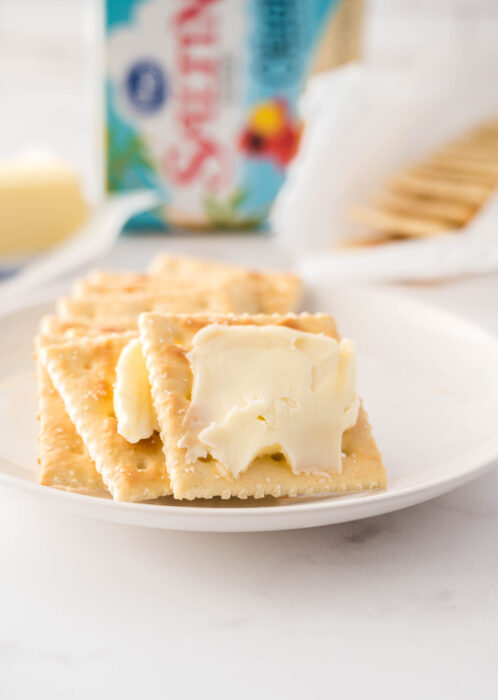 buttered saltine crackers