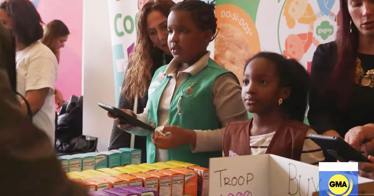 Here’s How You Can Order Girl Scout Cookies To Help Girls In The NYC Homeless Shelter System