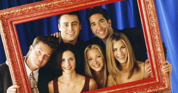 David Schwimmer Has Confirmed The ‘Friends’ Reunion Will Start Filming Next Month!