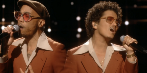 Bruno Mars Is Really Pulling Off The 70’s Vibe Isn’t He?