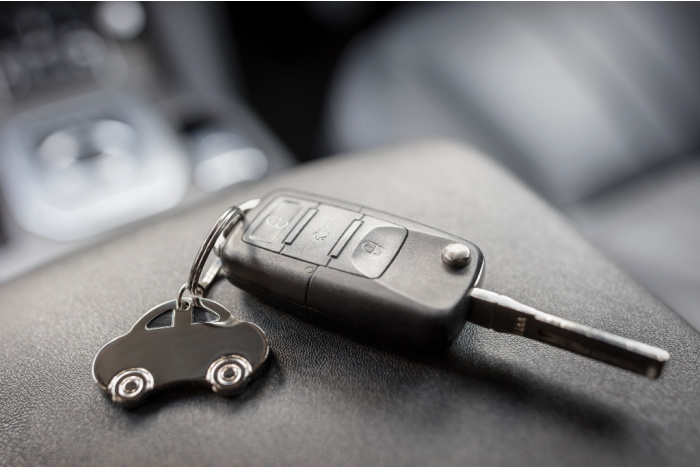 10 secret uses of a car key fob