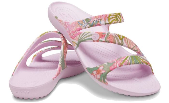 Crocs Just Released A Limited Edition Vera Bradley Collection And They're  So Pretty