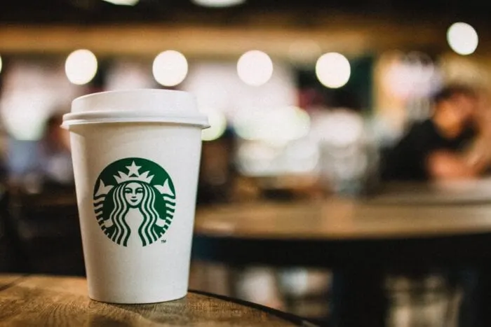 Here Are The Healthiest Drinks And Foods You Can Order At Starbucks ...