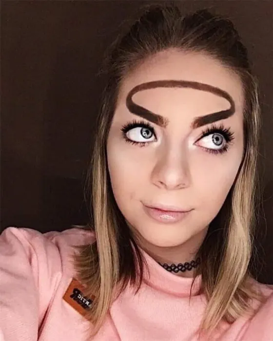 'Halo Eyebrows' Are The Bizarre New Beauty Trend And I Don't Understand Why