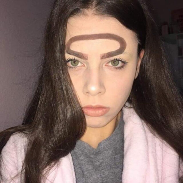 'Halo Eyebrows' Are The Bizarre New Beauty Trend And I Don't Understand Why