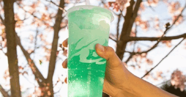 Taco Bell Is Releasing A New Mountain Dew Baja Blast Colada Freeze That Will Take You On A Vacation