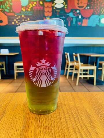 You Can Get Snow White's Poisoned Apple Refresher From Starbucks To ...