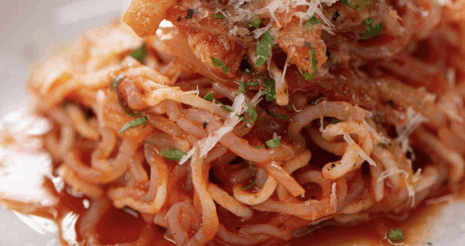 People Are Obsessed With This 9 Calorie Pasta You Can Get On Amazon