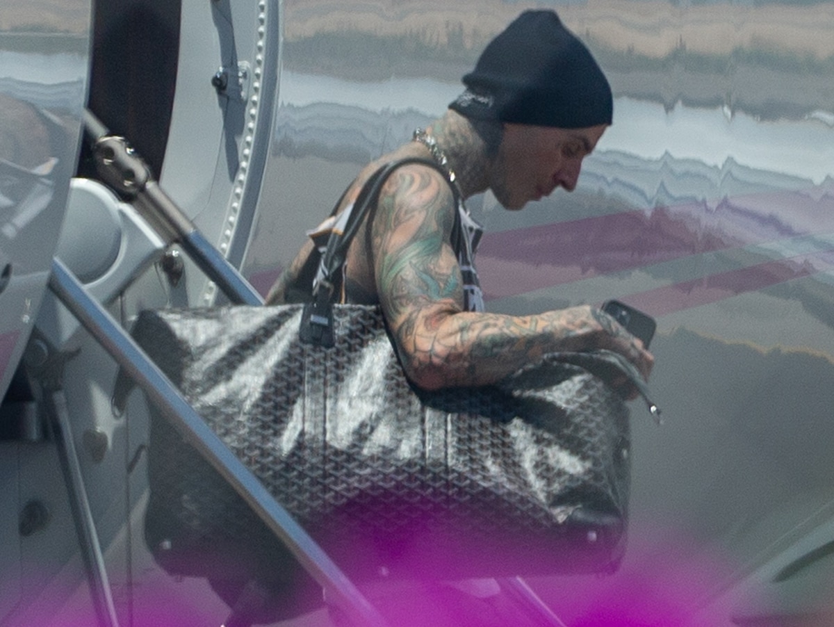 Travis Barker Flew On A Plane For The First Time In 13 Years After A Deadly Plane Crash