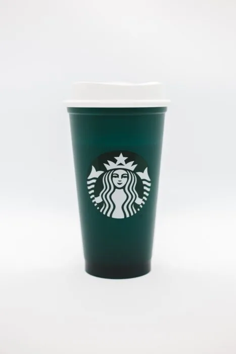 https://cdn.totallythebomb.com/wp-content/uploads/2021/08/Starbucks-Cup-467x700.jpg.webp