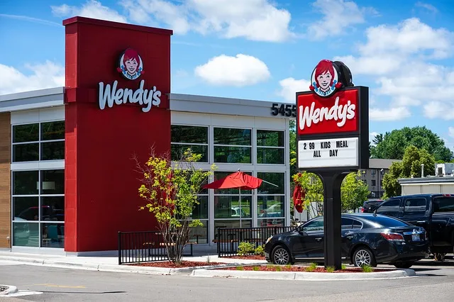 This image has an empty alt attribute; its file name is wendys-4010578_640.jpeg