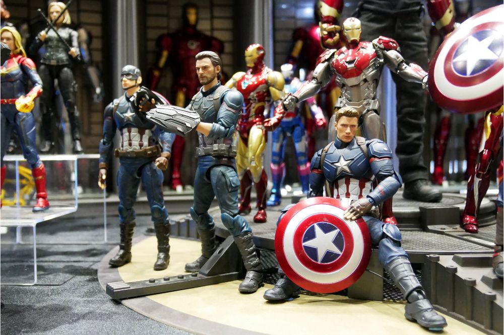 Best Gifts for Marvel Fans – Complete Reviews With Comparison
