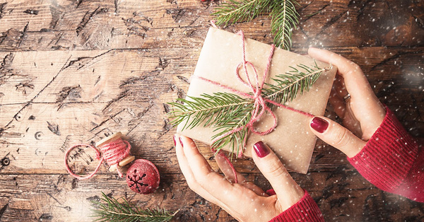 How To Give The Perfect Gift And Win The Holiday Season