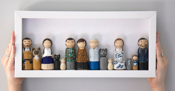 These Personalized Wooden Peg Family Portraits Are An Absolutely Adorable Gift
