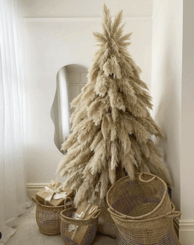 Pampas Grass Christmas Trees Are This Year's Hottest Decorating Trend ...