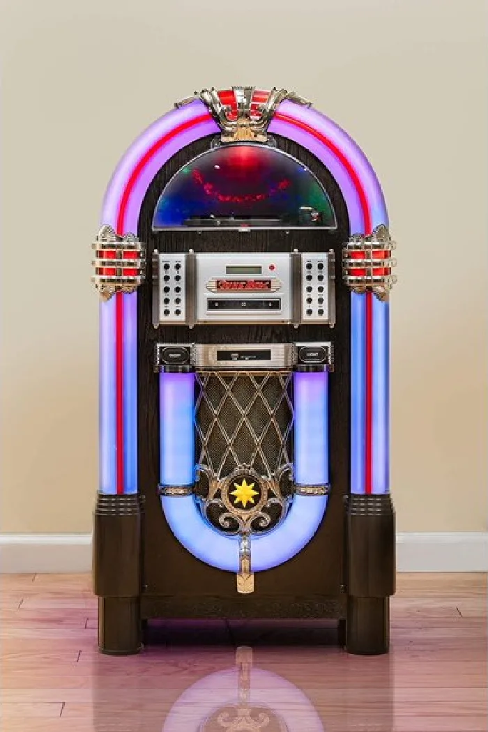 Walmart Is Selling A Full-Size Retro Jukebox And It's Pure Music