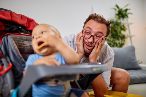 This Father Didn’t Want To ‘Babysit’ His Kid And The Internet Is Having None Of It