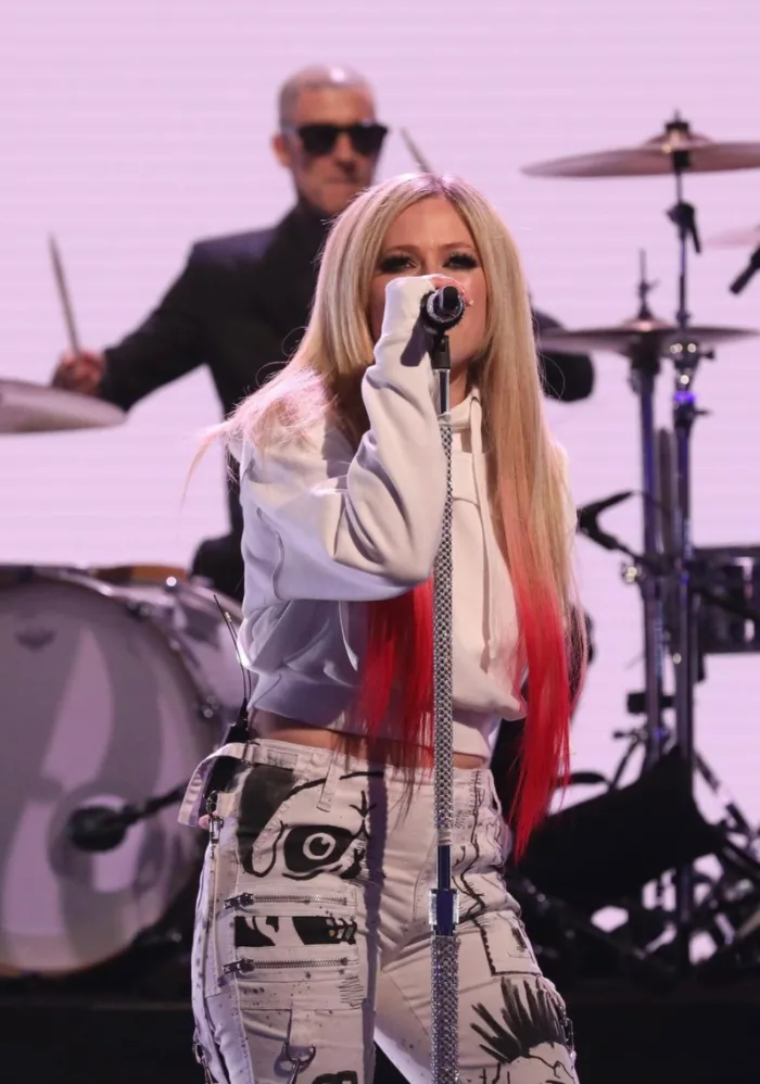 Avril Lavigne talks seventh album and returning to her pop-punk roots