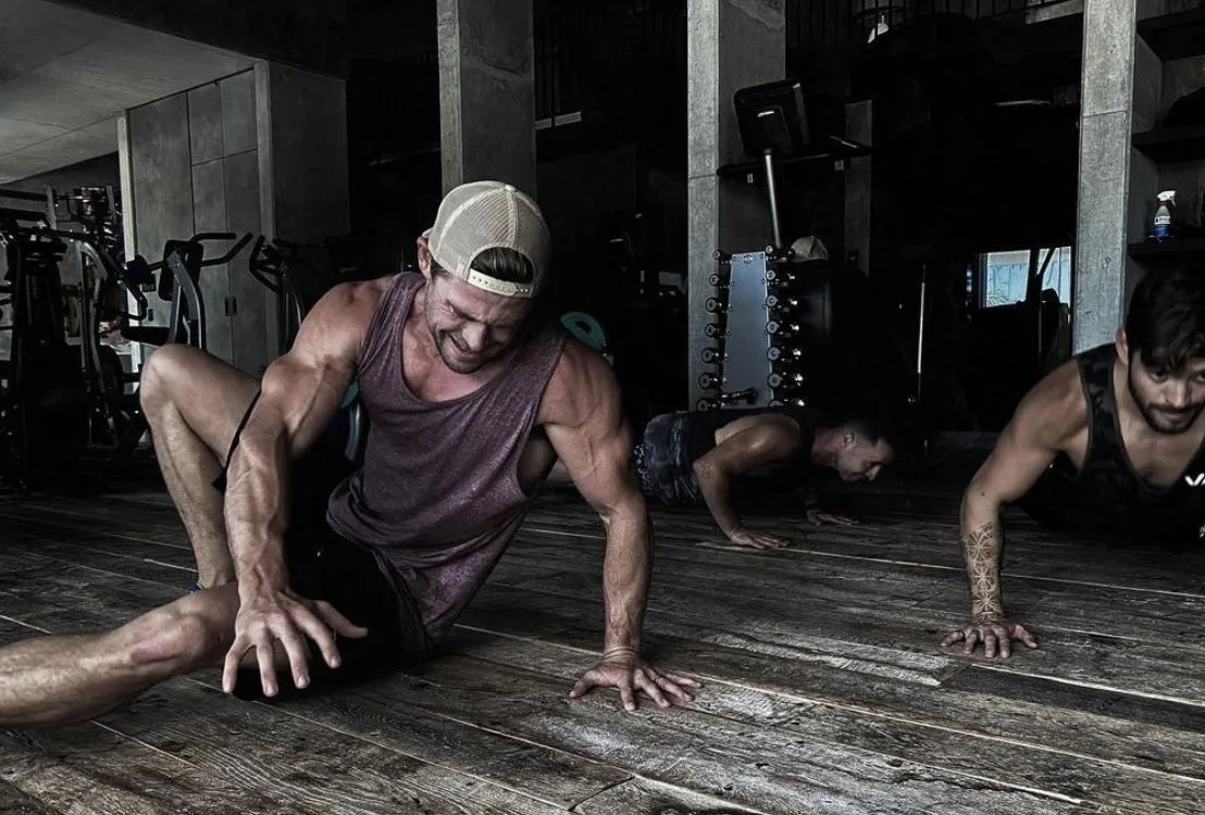 Chris Hemsworth is Offering Free Virtual Workouts for the Next