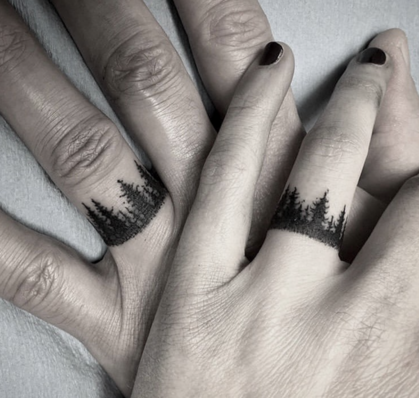 Husband's Name Tattoo On Ring Finger 2024 | thoughtperfect.com