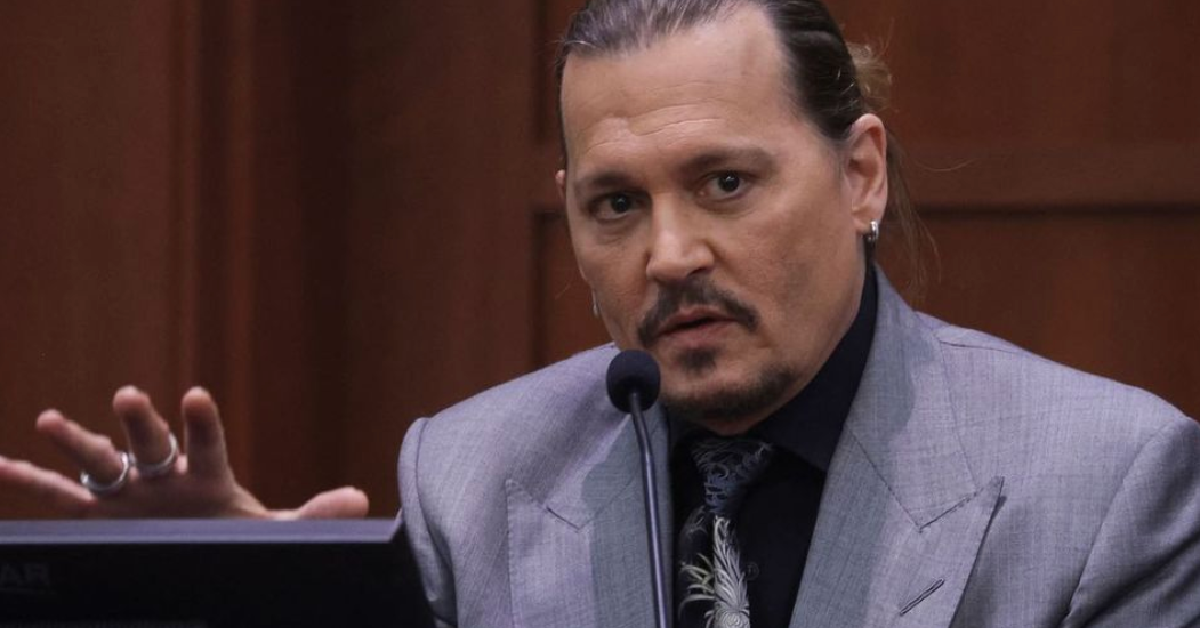 Clips of Johnny Depp Smiling and Joking Go Viral As He Reacts to Hearsay Claims in Court 