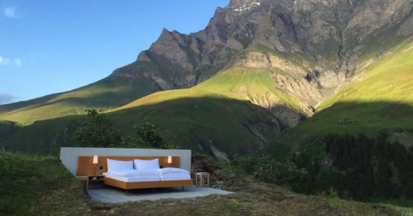 This Hotel Room Has No Walls So You Can Sleep in The Great Outdoors