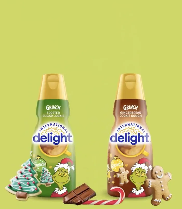 Trying Grinch Coffee Creamers 