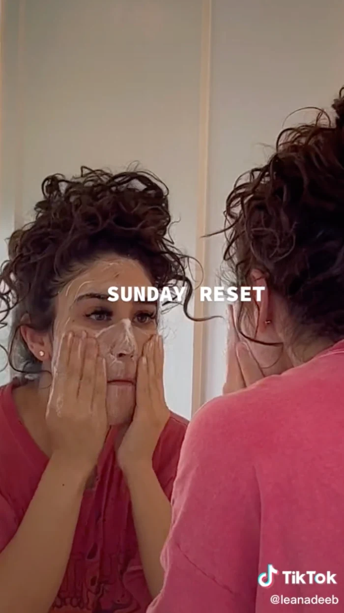 What is the Sunday Reset all over TikTok? - Reviewed