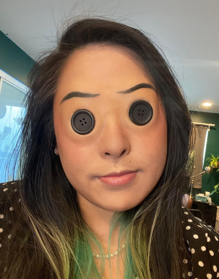You Can A Button Eye Mask That Will Make You Look Like Someone Straight Out of The Movie 'Coraline'