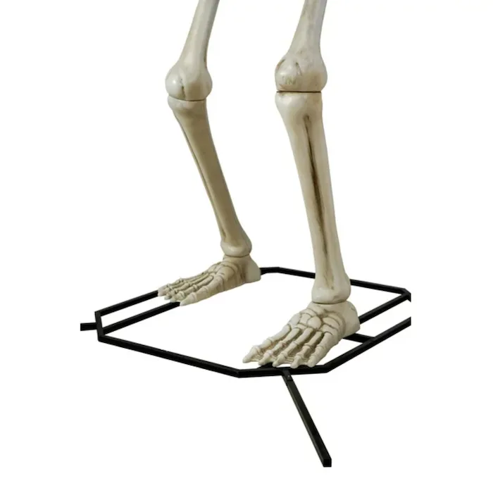 Walmart Giant Skeleton 4 .webp