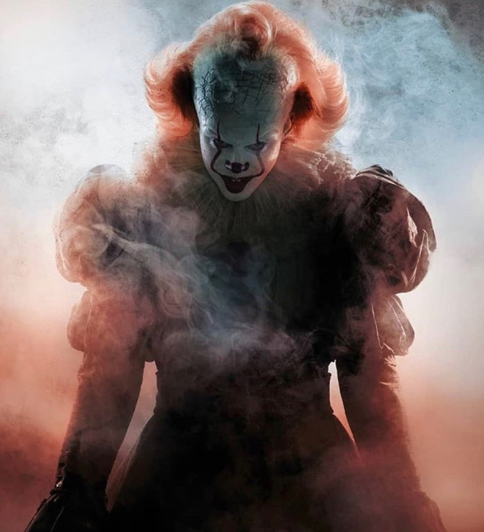 This 'It' Light-Up Statue Is Floating Into Town Just In Time For Halloween