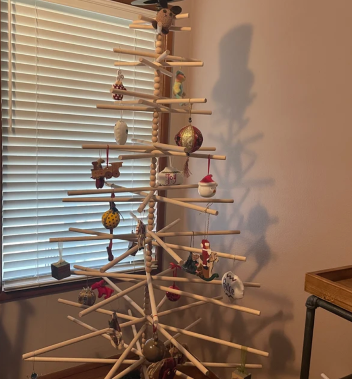 You Can Get This Beaded Wood Christmas Tree And It Just Might Be The ...