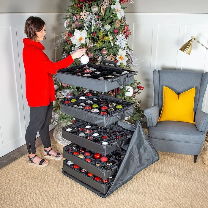 This Pop-up Ornament Storage Case Might Be The Easiest Way To Decorate The  Christmas Tree
