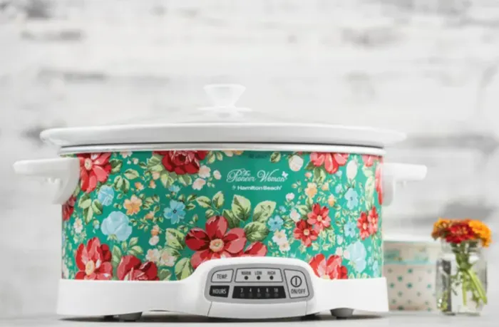 The Pioneer Woman Quietly Dropped A New Slow Cooker Design And It Is  Adorable