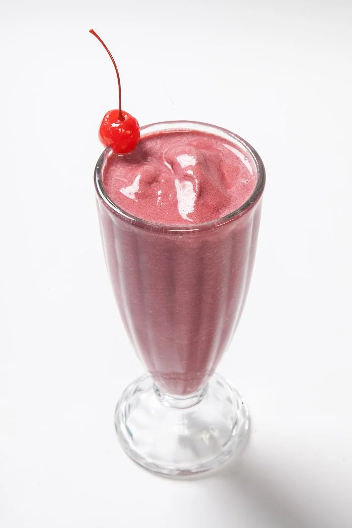 REVIEW: White Chocolate Strawberry Shake M&M's - The Impulsive Buy
