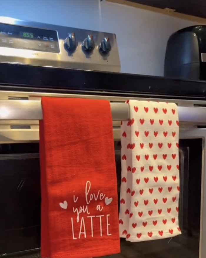 2pk Valentine's Day Small Heart Kitchen Towels - Threshold™ : Target