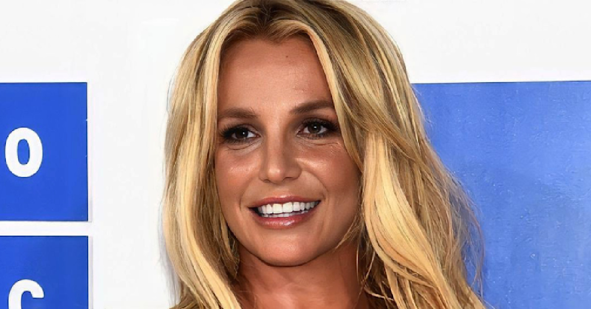 Fans Called The Cops After Britney Spears Changes Her Name And Deletes Her Instagram Account