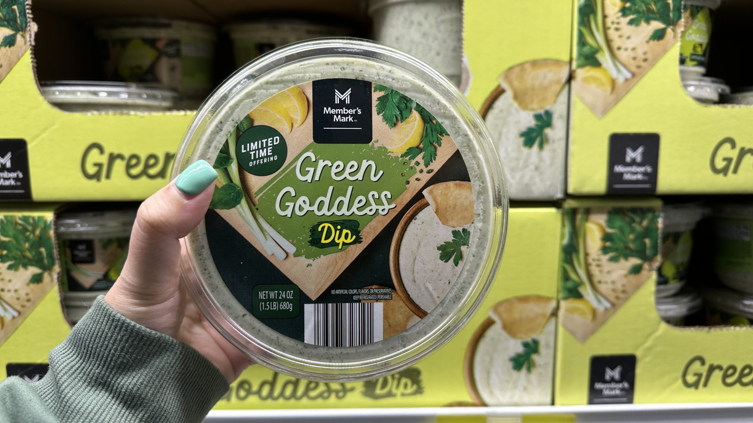 Sam’s Club is Selling The Famous ‘Green Goddess’ Dip for Under $8 A Container
