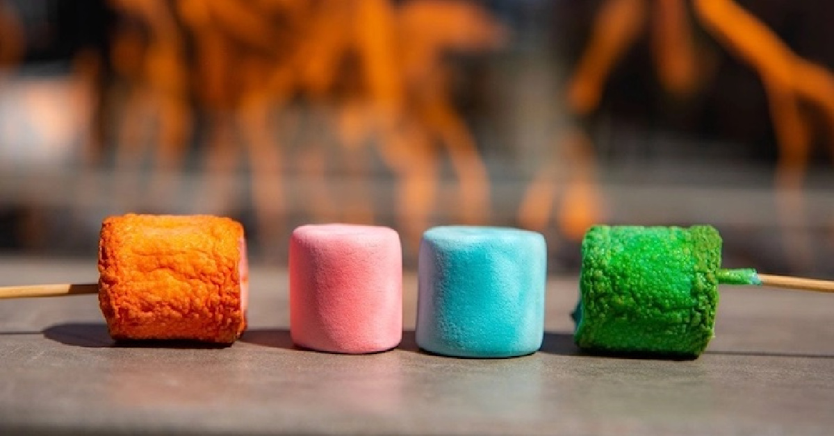 You Can Now Get Marshmallows That Change Color When Exposed to Heat and S’mores Just Got An Upgrade