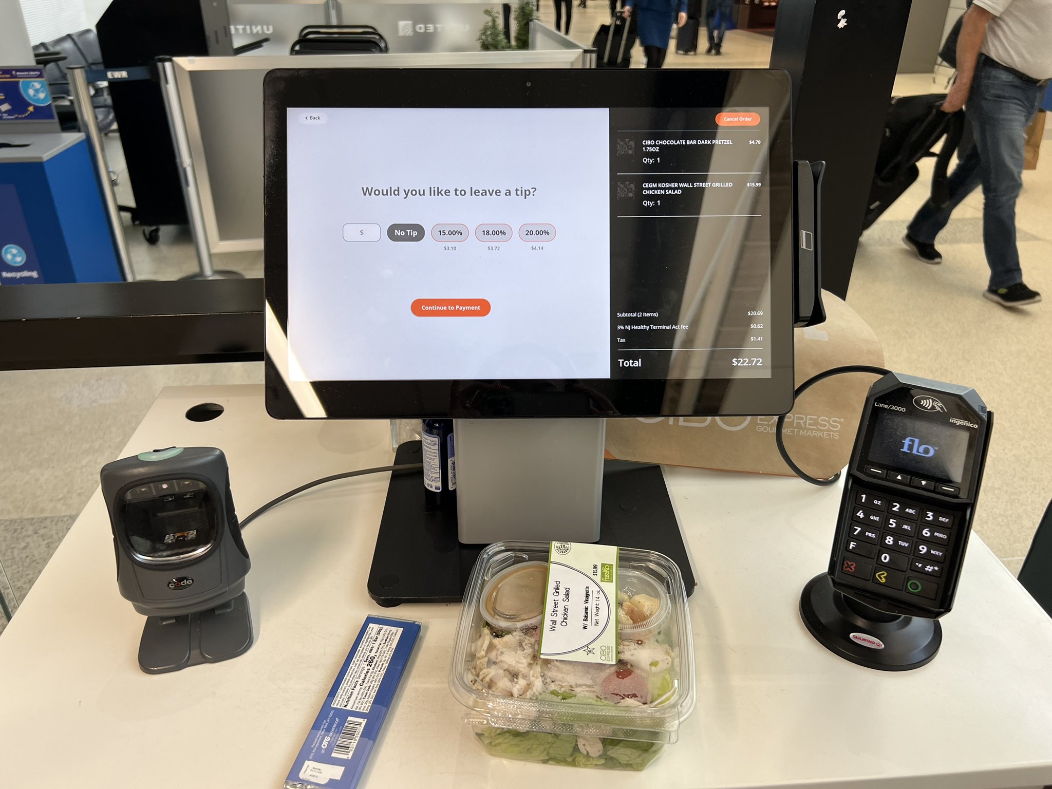 Some Self Checkout Machines Are Now Asking For Tips and People Are Livid