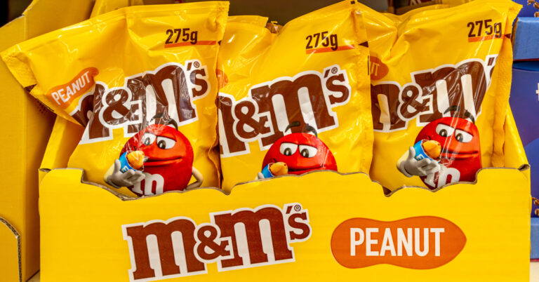M&M’s Will Refill Your Candy For Free If You Run Out On Halloween