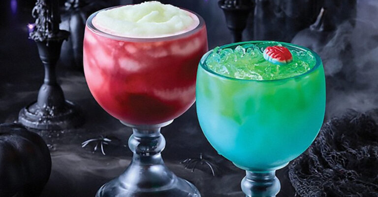 Applebee’s Is Selling Giant Halloween Cocktails For Only $5 Each and I’m On My Way