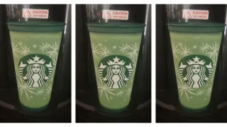 https://cdn.totallythebomb.com/wp-content/uploads/2023/11/starbucks-color-changing-cup-for-christmas-320x180.jpg.webp