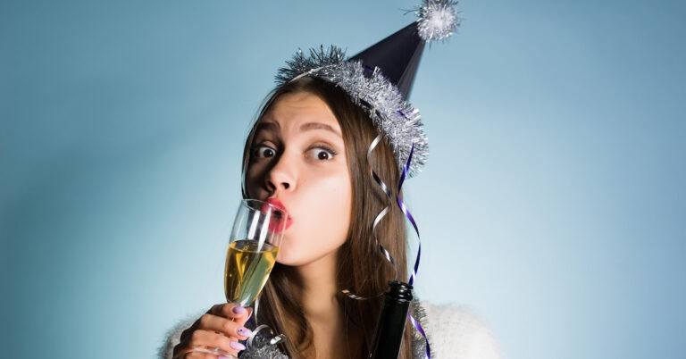 20 Hilariously Real New Year’s Resolutions You Might Actually Keep This Year
