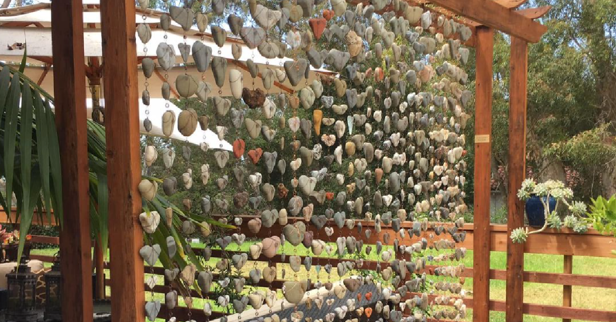 You Won’t Believe This Stunning Heart-Shaped Rock Wall—See How They Made It!